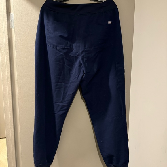 Figs High Waisted Zamora Scrub Joggers (Navy) - Picture 2 of 3